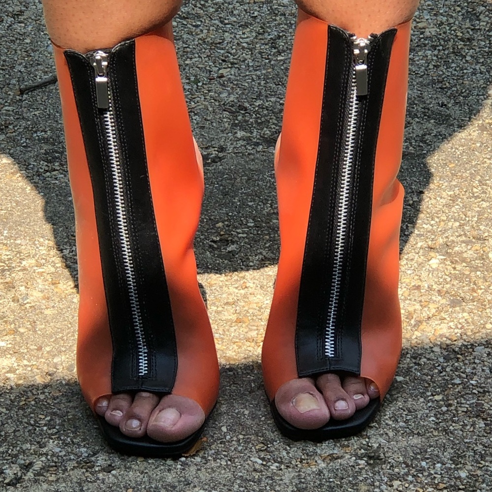 NWOB| ASOS | orange & black peep toe bootie| 10